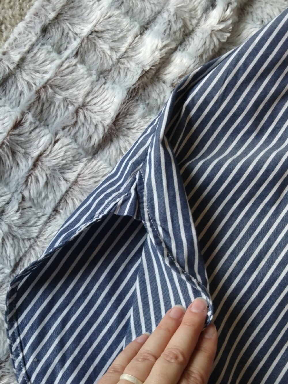 Everlane Navy and White Striped Top - Picture 6 of 12